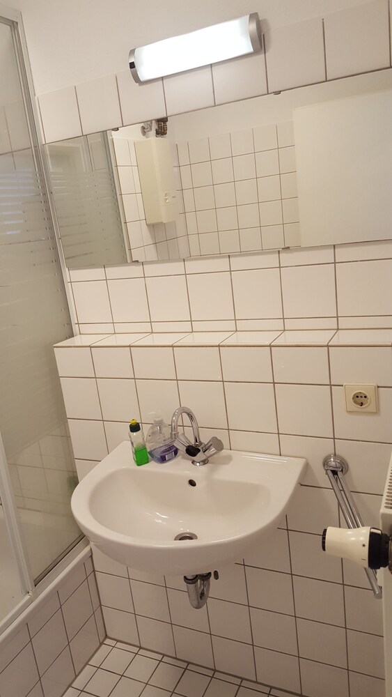 Badezimmer (City-Apartment)