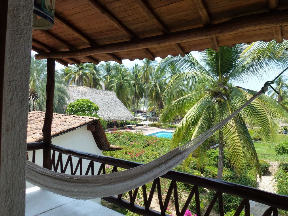 Family House, 8 Bedrooms (Up to 28 Guests) - Balcony