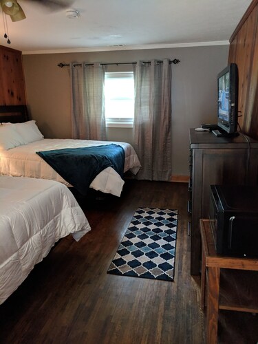 RiverBend Lodge