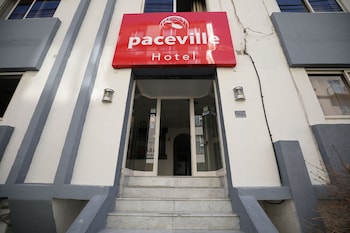 Paceville Hotel