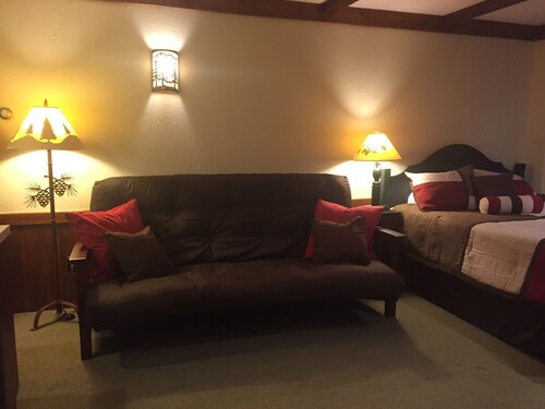 Crystal Mountain Pinehurst Studio Condo with kitchenette