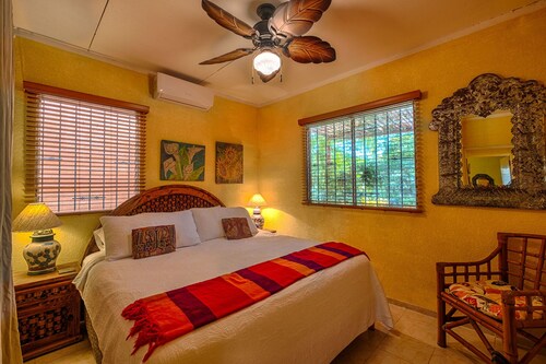 Casa De Las Joyas...Sweet Casita Near Xcacel Beach