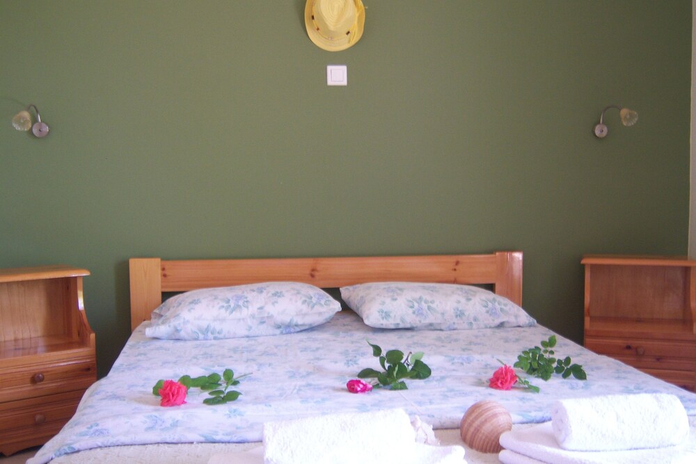 Family Apartment, Sea View - Featured Image