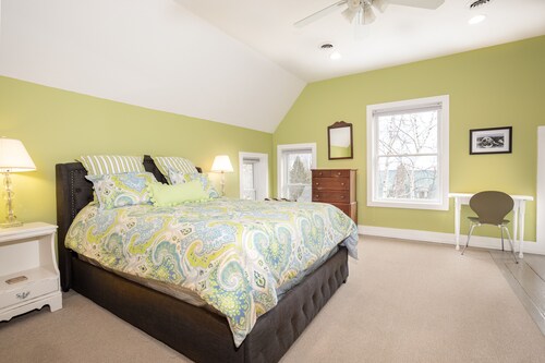 In-Town Suttons Bay: Walk to Beach/On Wine Trail! Near Bike/Hike/XC SKI trails