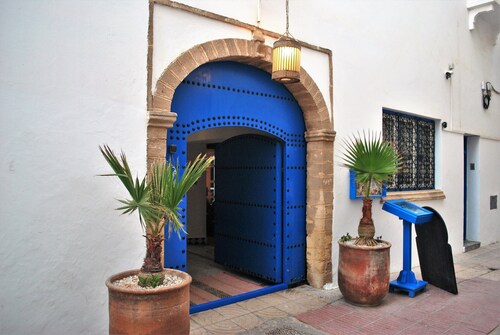 Dar L'Oussia