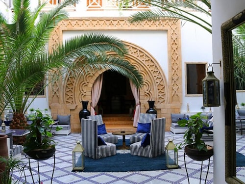 Dar L'Oussia