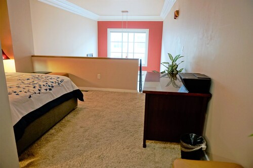 Santana Row Executive Luxury Condo - Silicon Valley - Levi's Stadium