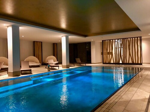 Charmantes Luxus-Apartment mit Pool-Sauna-SPA-Landschaft, Meerblick.