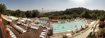 Norcenni Aparthotel