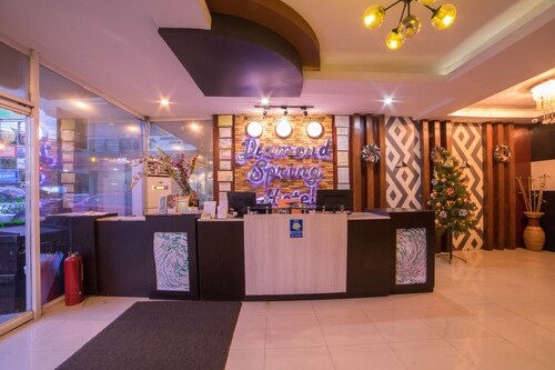 RedDoorz Plus @ Balibago Angeles City