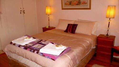 B&B on Piper - Beautiful Cottage Accommodation