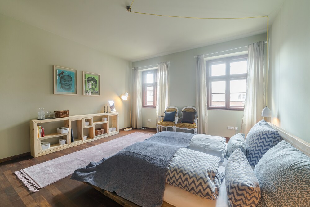 Zimmer (Apartment)