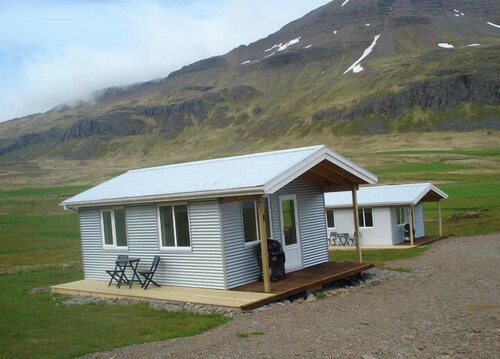 Urðartindur Guesthouse