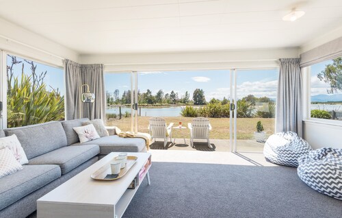 Serendipity - quiet location on the waterfront in Mapua