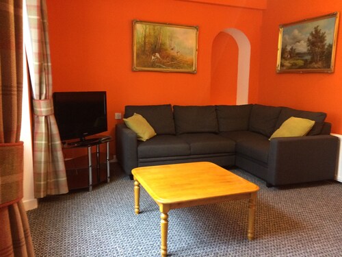 Whole apartment in the center of Dumfries