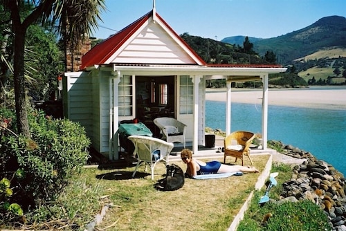 Iconic Historic Seaside Cottage