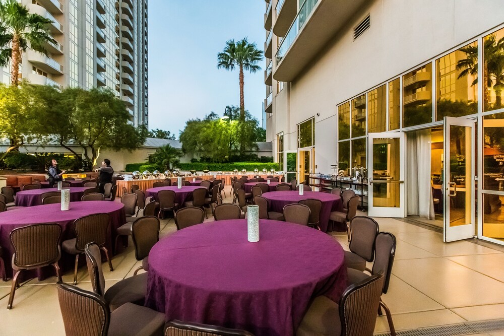 Outdoor Banquet Area