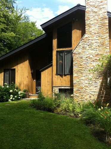 Stratton Mountain: Luxury Contemporary Country Home