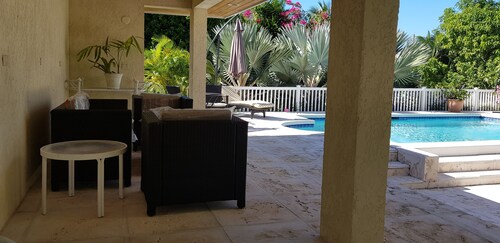 Belle maison près de Saunders Beach! RÉSERVEZ MAINTENANT ET OBTENEZ LE PROPRIÉTAIRE RÉDUCTION SPÉCIALE