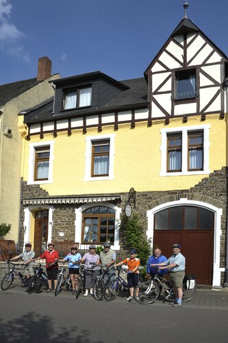 Ferienhaus direkte Mosellage für 1 -12 Personen gehobene Ausstattung, (240pm