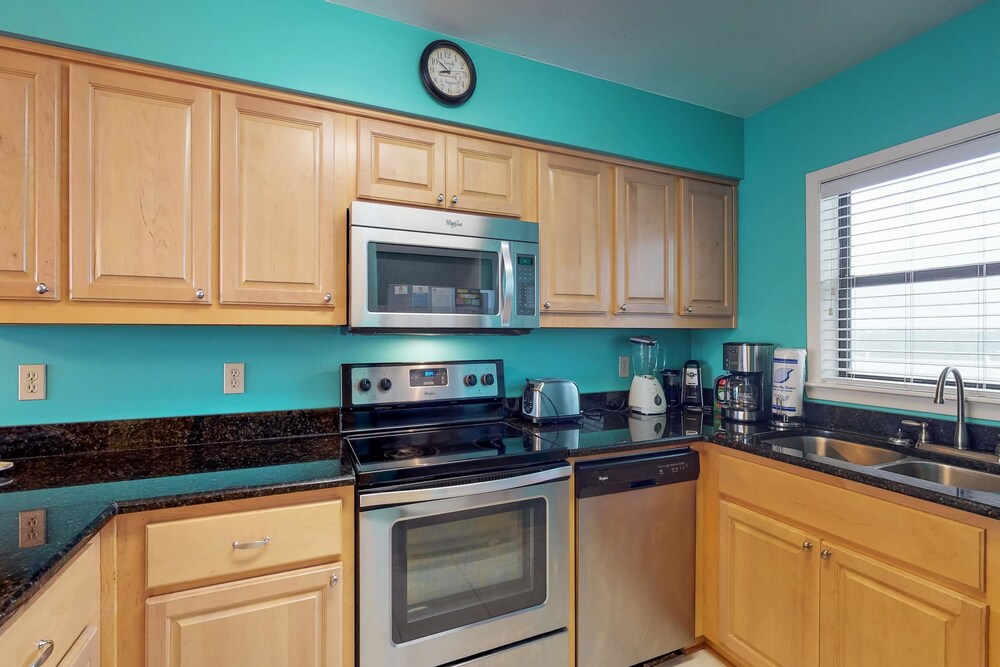 Condo (Seaside Beach & Racquet Club #3603) - In-Room Kitchen
