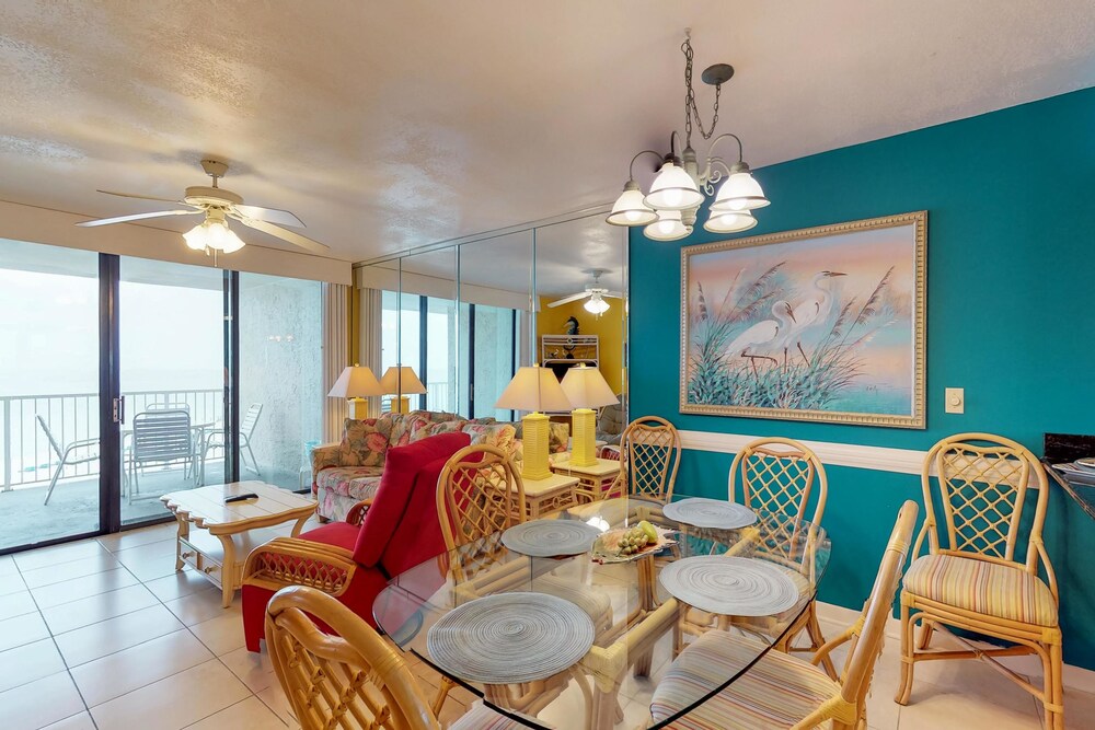 Condo (Seaside Beach & Racquet Club #3603) - In-Room Dining