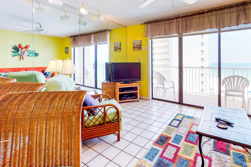 Condo (Seaside Beach & Racquet Club #4811) - Guestroom