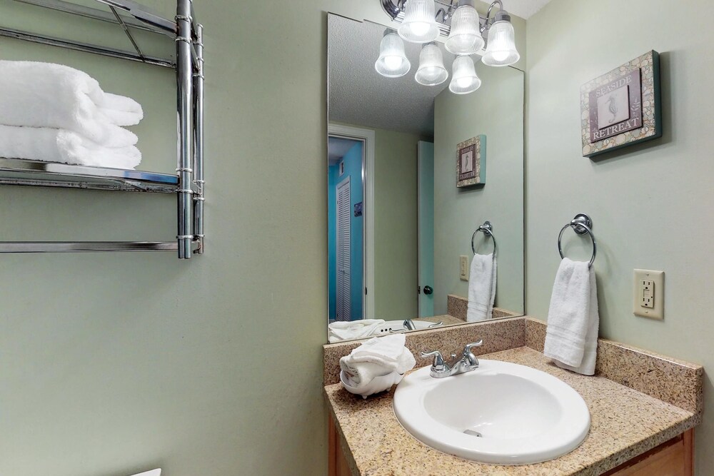 Condo (Seaside Beach & Racquet Club #4311) - Bathroom Sink