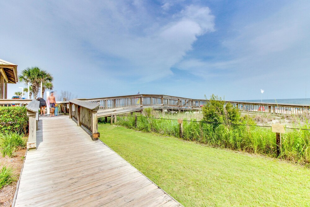 Condo (Seaside Beach & Racquet Club #3603) - Property Grounds
