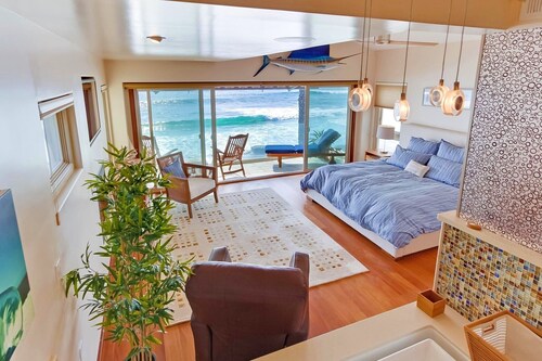 OCEANFRONT home on Windansea Beach. 🌊 AMAZING VIEWS!