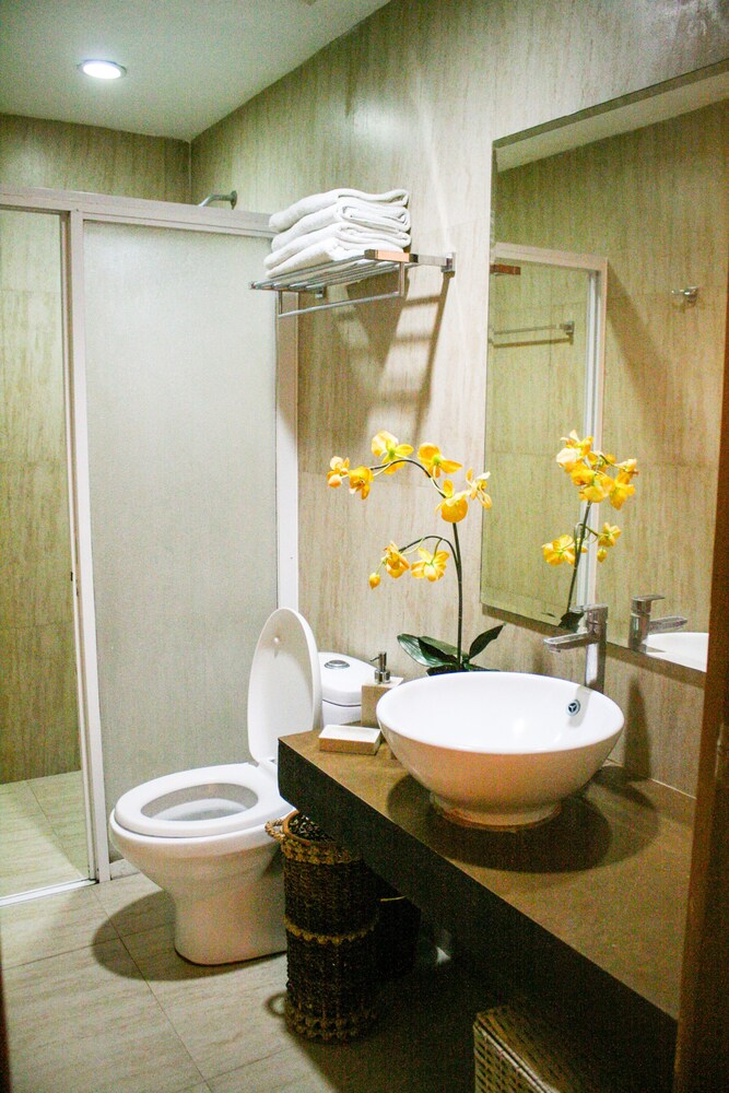 Bathroom, Laiya White Cove Beach Resort