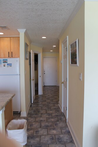 Gorgeous Gulf Front condo! Sleeps 6.