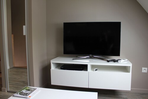 Located in the heart of a pine forest in a very quiet and green location.