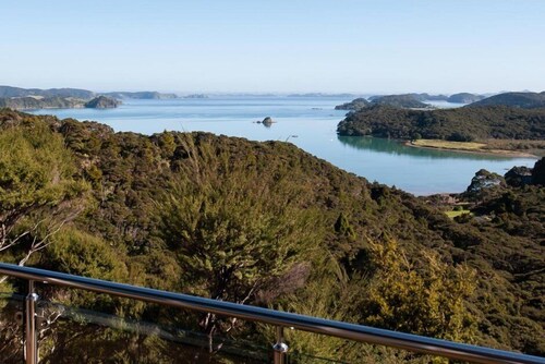 TIROROA : Gorgeous and Private Bay of Islands Home