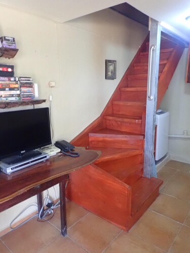 Spectacular Sunsets, Ridge Top Ocean View, Tropical Tiny Home