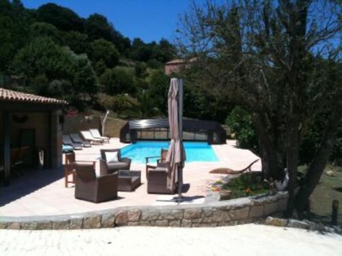 Maison donnant sur le golfe de porto