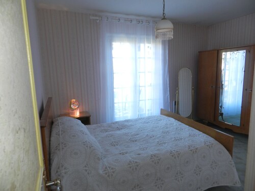 Nice house, ground floor, near the River Vézère, close to Eyzies and Bugue