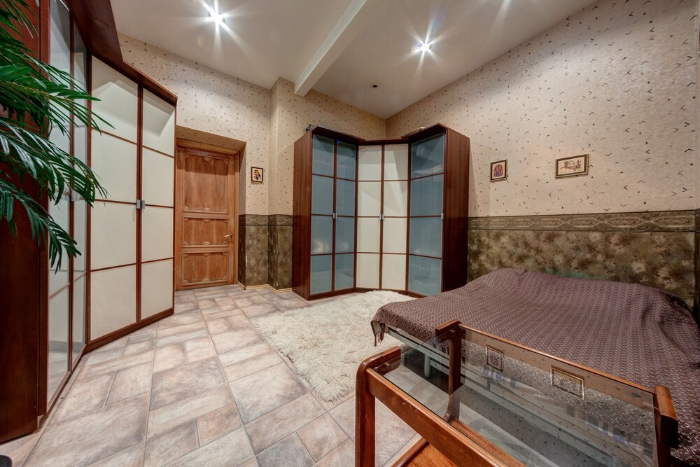 Apartment, 2 Bedrooms - Guestroom