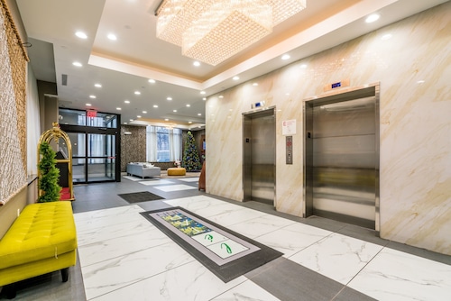 LeTap Hotel near AirTrain JFK Airport