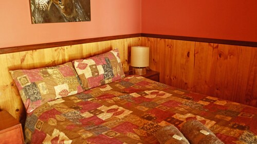 Wrenwood Chalets (chalet 2)