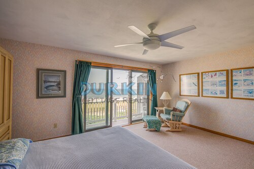 Condo with ocean views across the street from the beach