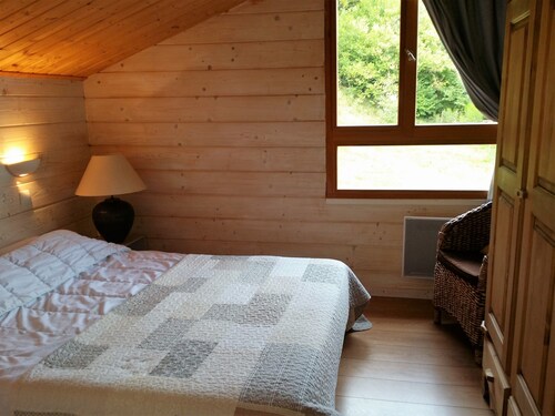 Chalet Confort+ Proche Lacs/Pistes 10 personnes Wifi ...