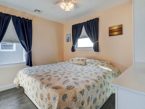 Lavalette Oceanfront!