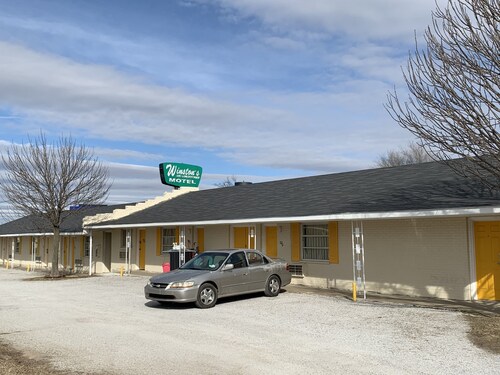 Winstons Air Conditioned Motel