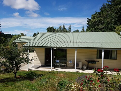 Naseby Holiday Cottages - The Cottage
