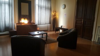 Royal Hostel Nimrod