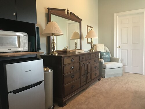 Stylish Private Suite in the heart of Brandywine Valley