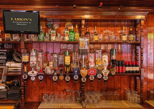 Larkins Pub Restaurant and B&B