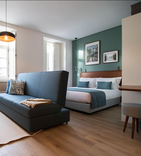 Bloom House by Sweet Porto