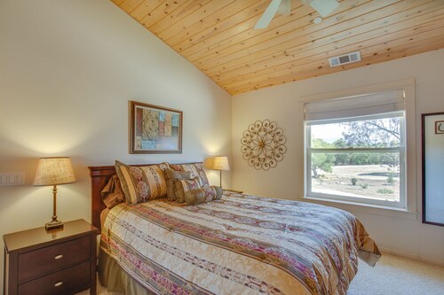 6 Acre Private Pet Friendly home w mountain views & quiet surroundings.